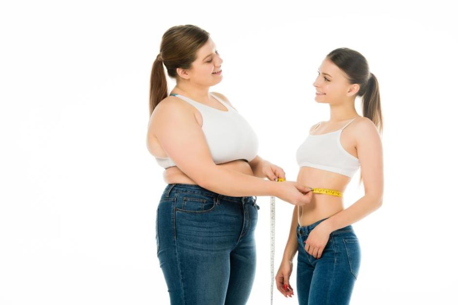 två kvinnor en smal en tjock